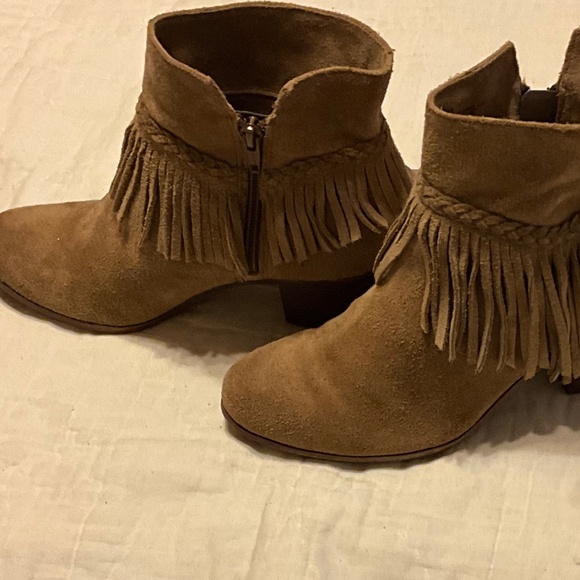 Gianni Bini Tan Suede Ankle Boots size 7M - Picture 4 of 9